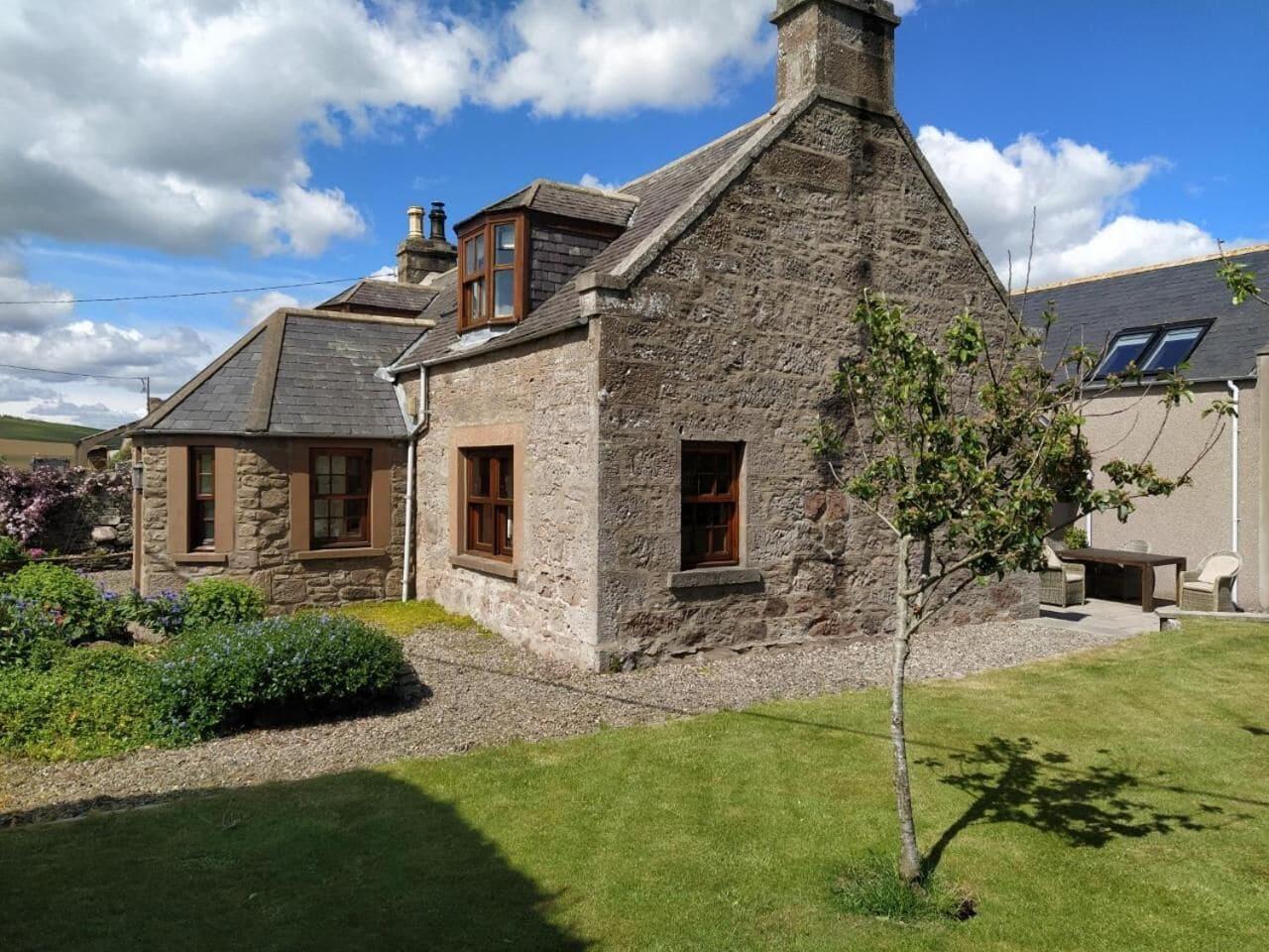 Chapel Of Barras Farm Bed & Breakfast — 4-Star Luxury Hotel in Stonehaven, United Kingdom
