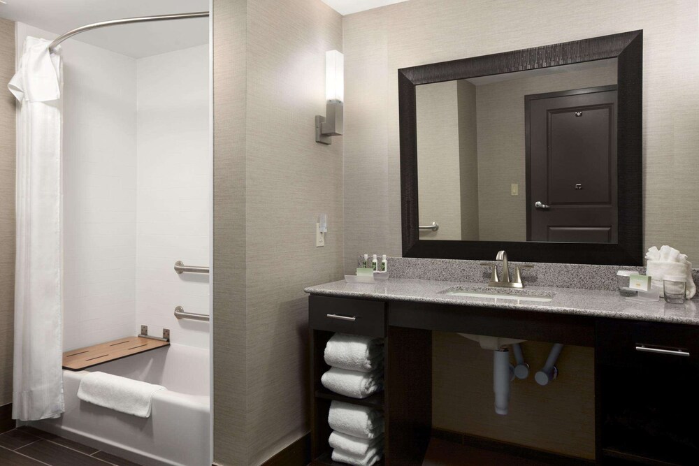 Homewood Suites by Hilton Columbus OSU OH - photo 13