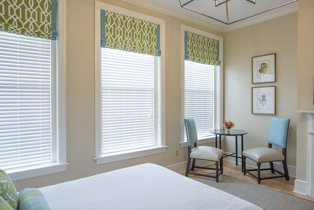 Kings Courtyard Inn - photo 20