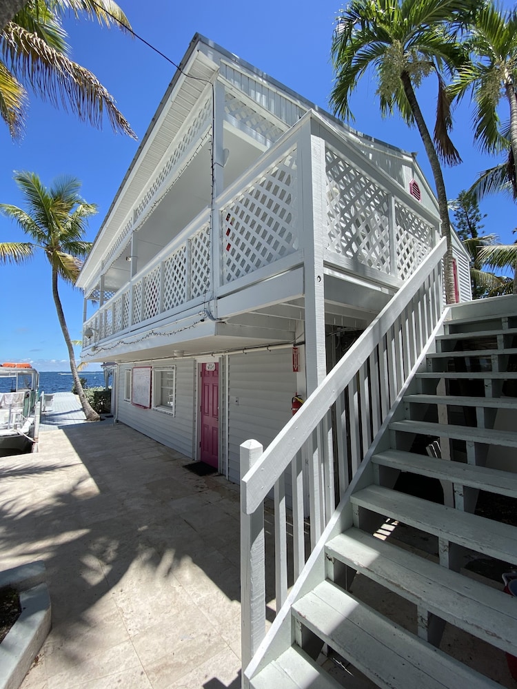 Amoray Dive Resort - photo 114