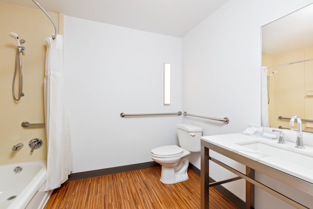 Hilton Garden Inn Folsom - photo 27