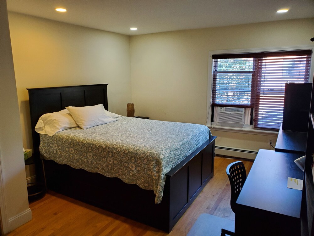 The Windsor Inn - photo 9