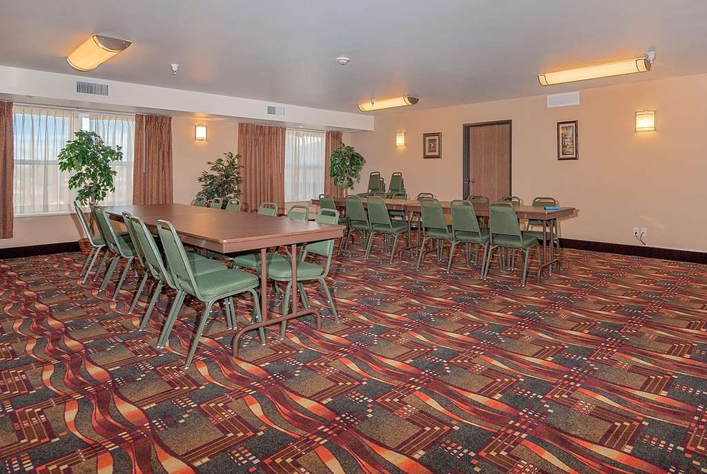 Days Inn by Wyndham Manitou Springs - photo 26