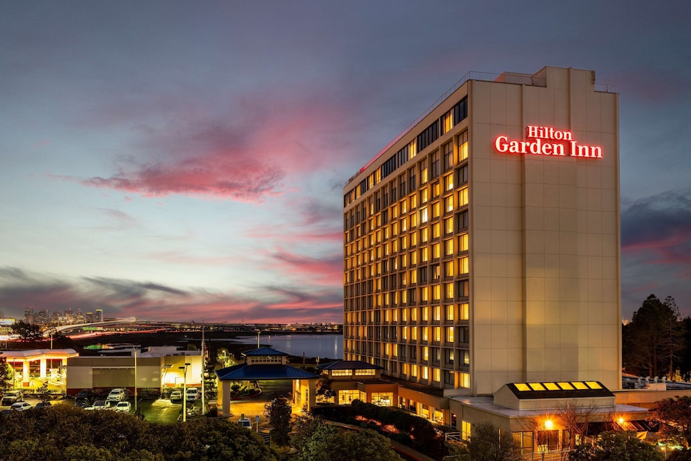 Hilton Garden Inn San Francisco Oakland Bay Bridge — hotel in Emeryville