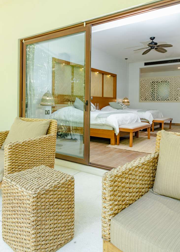 Double balcony