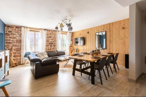 Les Boises a Kaysersberg 1 Place de Parking in Kaysersberg, France