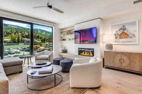 Electric Pass Lodge 303 by Snowmass Mountain Lodging — 4-Star Luxury Hotel in Snowmass Village, United States