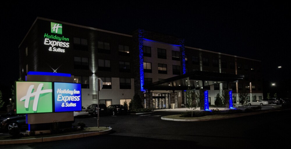 Holiday Inn Express & Suites Boston South Randolph by IHG - photo 69