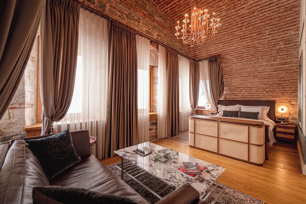 Stone Inn Galata — Istanbul — photo 3