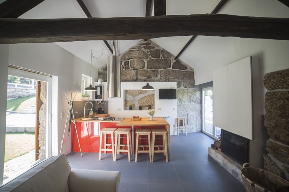 Vila Fumeiro — 4-Star Luxury Hotel in Penafiel, Portugal