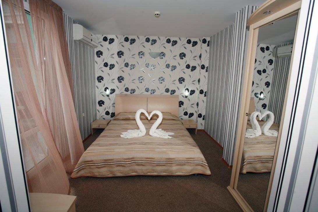 Sania - carbon neutral hotel in Obzor