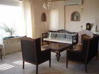 Myrsini Villa by LeaderStay