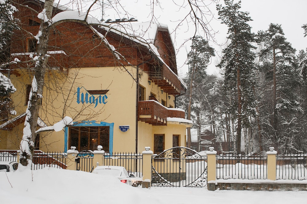 Hotel Shale - carbon neutral hotel in Perm