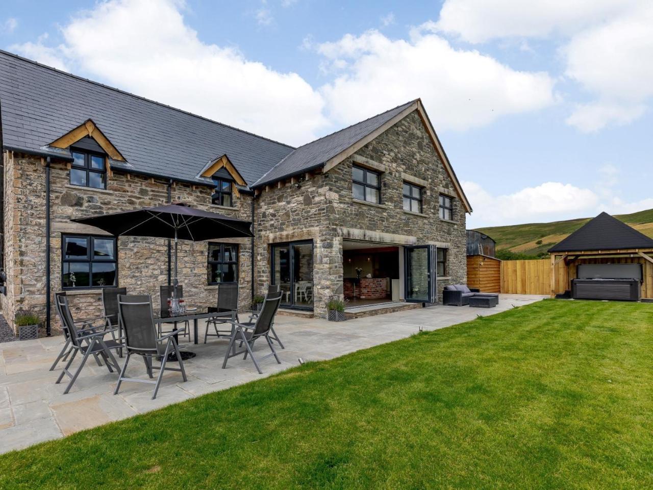 5 Bed in Hay on Wye 78163 in Builth Wells, United Kingdom
