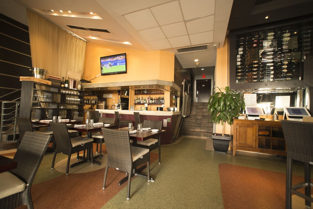 Ocean Five Hotel - photo 17