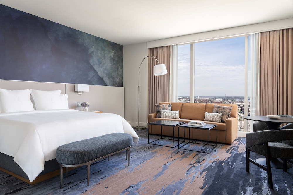 Four Seasons Hotel St Louis - photo 5