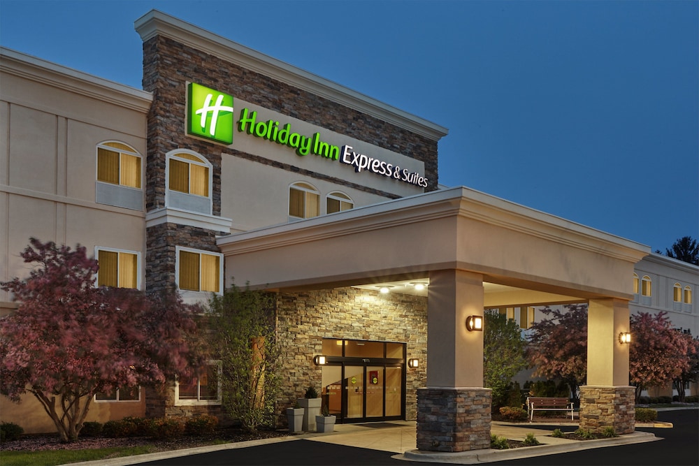 Holiday Inn Express & Suites Chicago Libertyville by IHG - photo 49