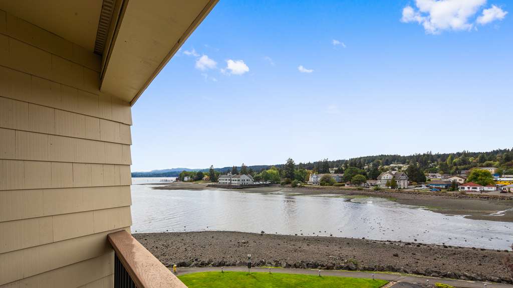 Best Western Plus Silverdale Beach Hotel - photo 43