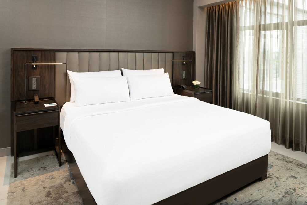The Row Hotel at Assembly Row Autograph Collection - photo 19