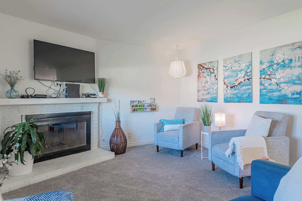 Family Retreat Legoland and the Beach in Oceanside, United States