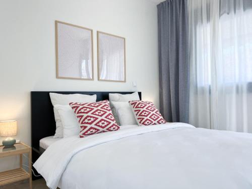 Near Beach and Easy Parking By Solstad — 4-Star Luxury Hotel in Kavala, Greece