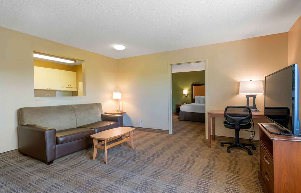 Extended Stay America Suites Houston Med Ctr NRG Park Kirby - photo 28