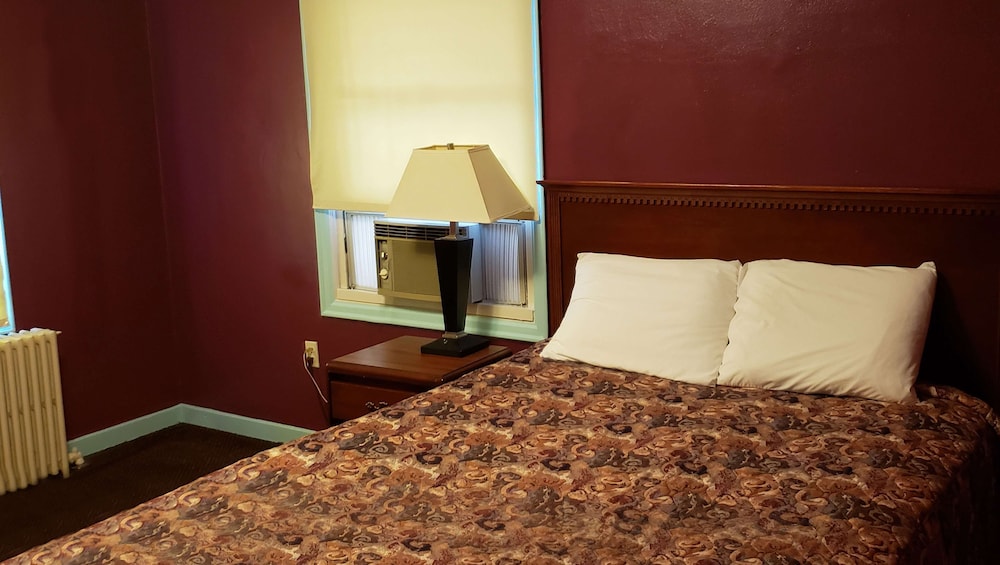 Windmill Inn Lynden - photo 13