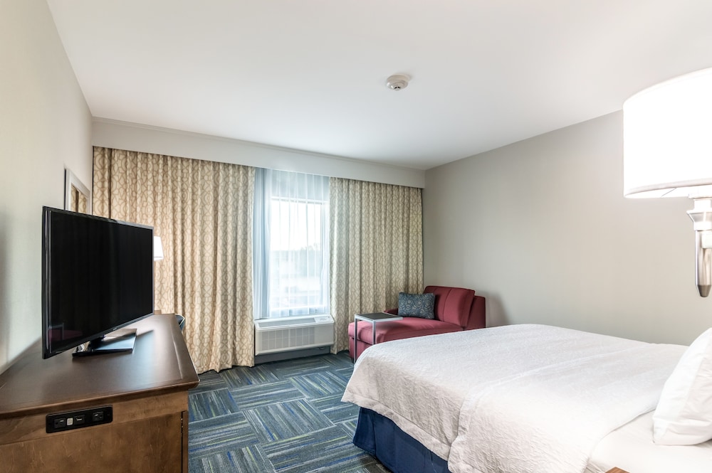 Hampton Inn Oklahoma City Northeast - photo 6