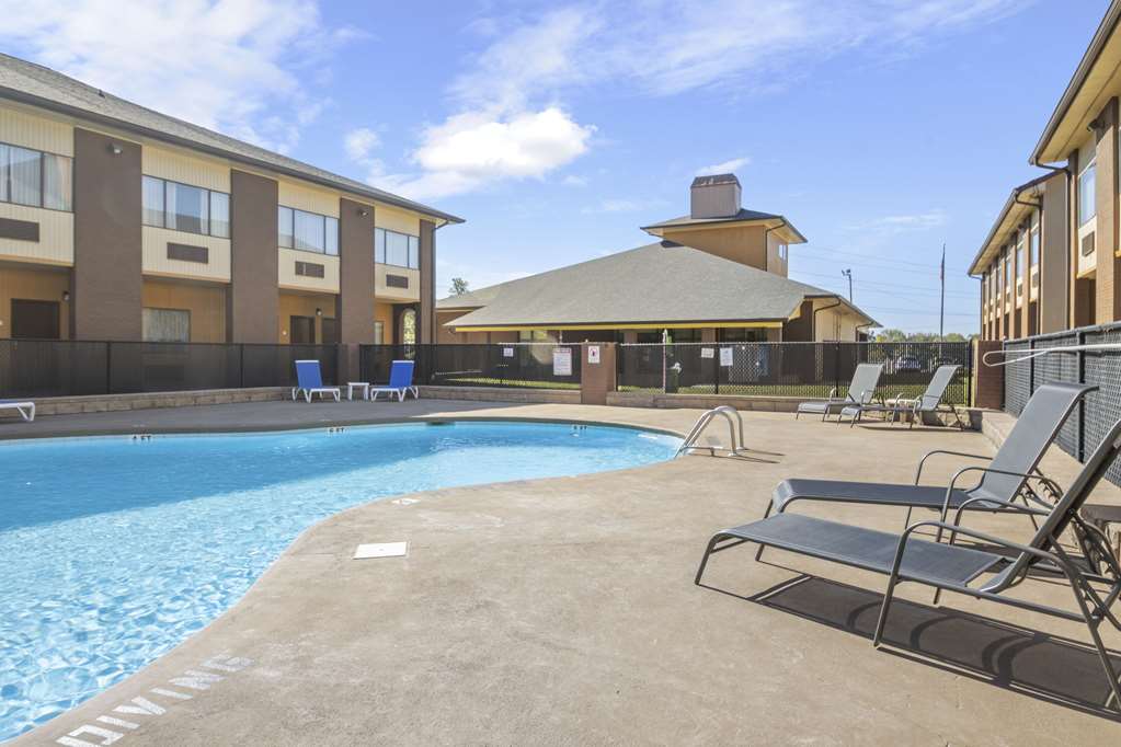 Quality Suites Hickory South - photo 34