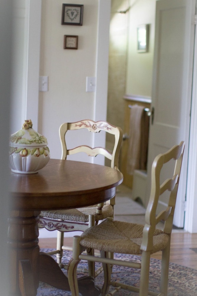 White Blossom House Inn - photo 23