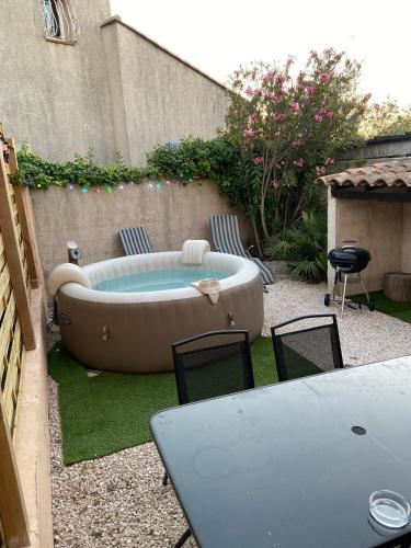 Joli T2 Avec Jacuzzi — Saint Victoret