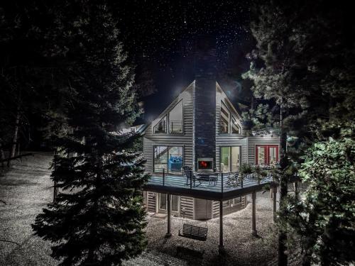 Las Hermanas - carbon neutral hotel in Unknown City