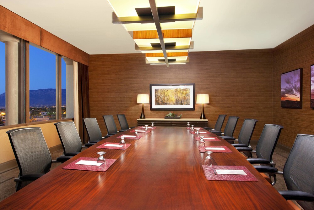 Sheraton Albuquerque Airport Hotel - photo 32