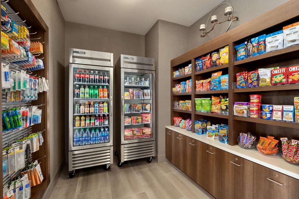 La Quinta Inn & Suites by Wyndham Braselton - photo 71