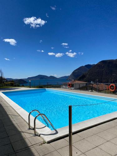 Lake view 18 — 4-Star Luxury Hotel in Sale Marasino, Italy