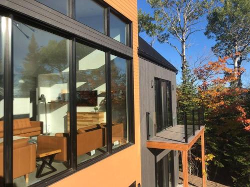 L’Auguste Luxe et confort in Unknown City, Canada