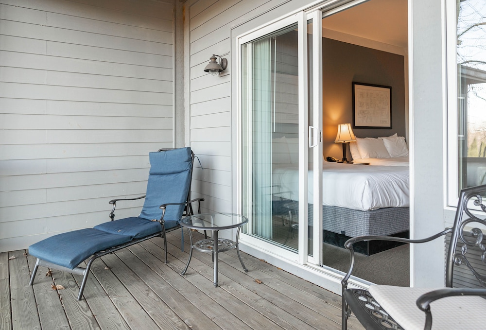 The Inn at Crestwood - photo 34