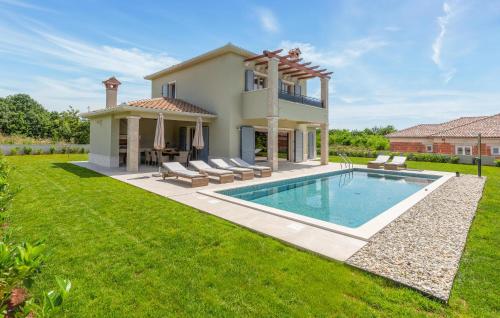 3 Bedroom Awesome Home In Nedescina — 5-Star Luxury Hotel in Nedescina, Croatia