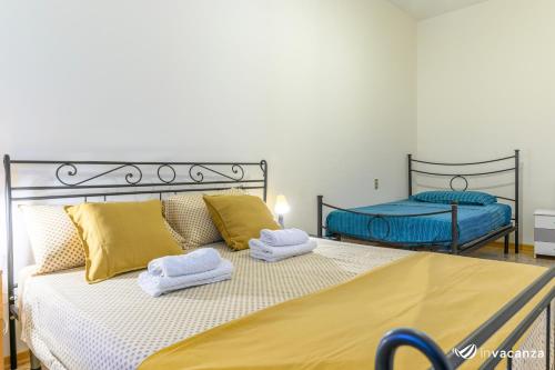 Bilocale Italico InVacanza — 4-Star Luxury Hotel in Villa Rosa, Italy
