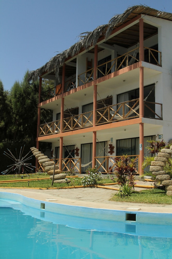 Hotelier Arte y Cocina in Mancora, Peru