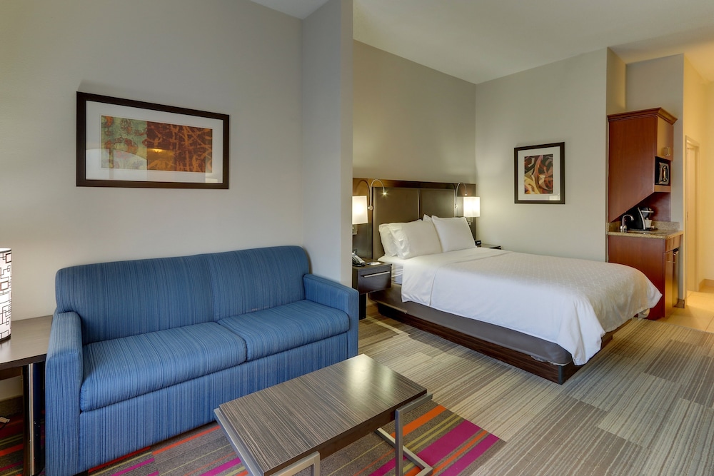 Holiday Inn Express Hotel & Suites Dayton Centerville by IHG - photo 12