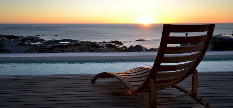 Scandinavian Mansion. 9 Bedroom palace. — 4-Star Luxury Hotel in Cape Town, South Africa