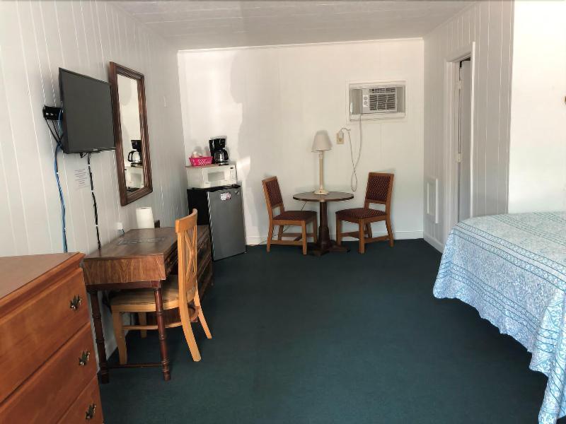 Swell Motel - photo 122