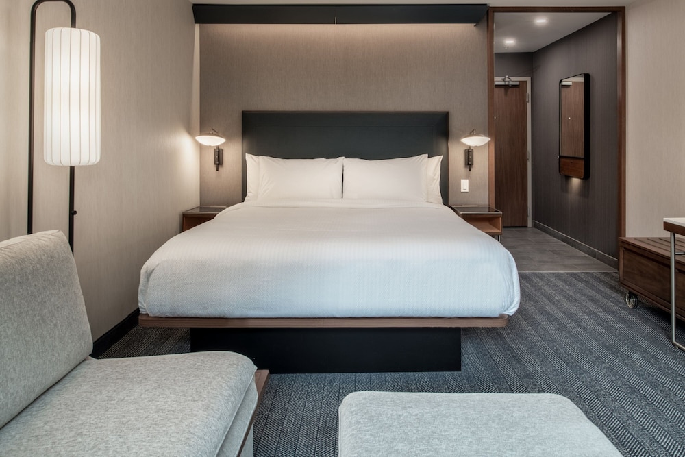Courtyard by Marriott Olympia - photo 11