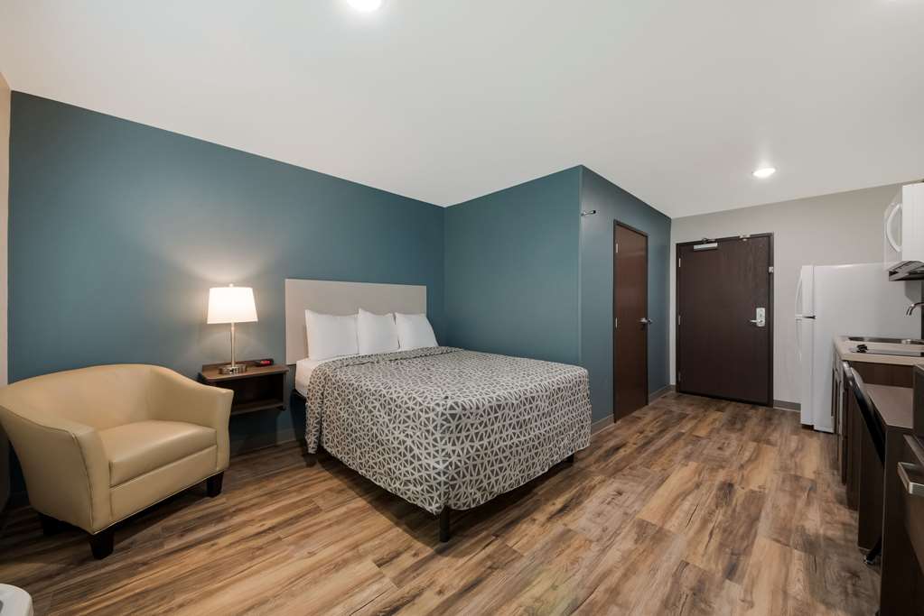 WoodSpring Suites San Antonio UTSA Medical Center - photo 29