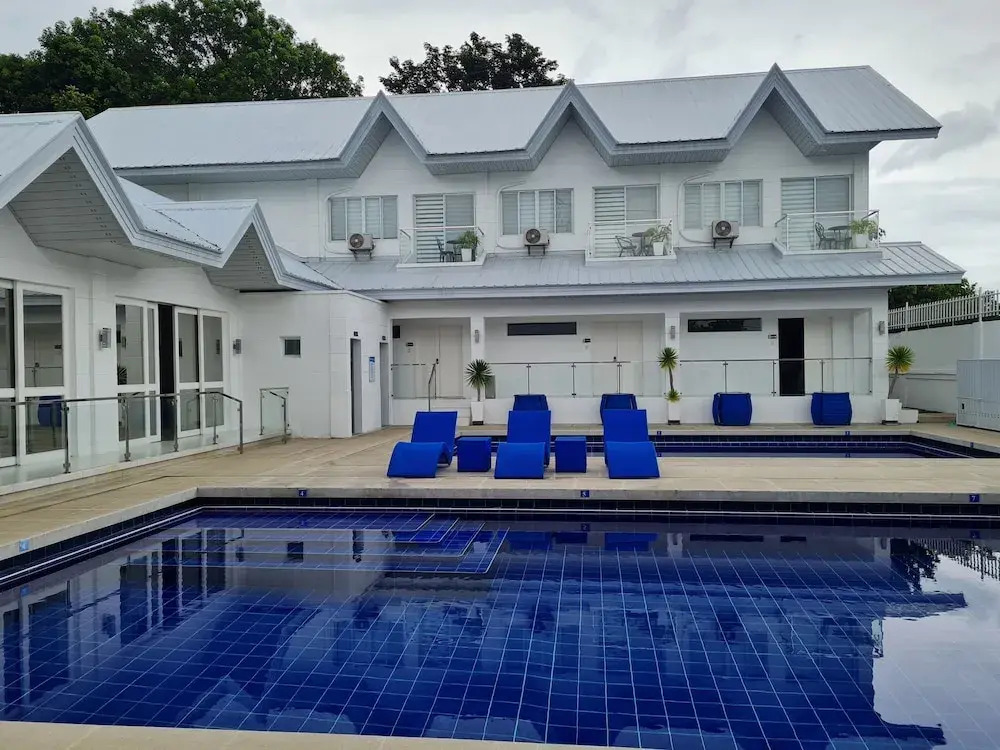 Blu Serenity Villa by SMS Hospitality — 5-Star Luxury Hotel in Los Banos, Philippines