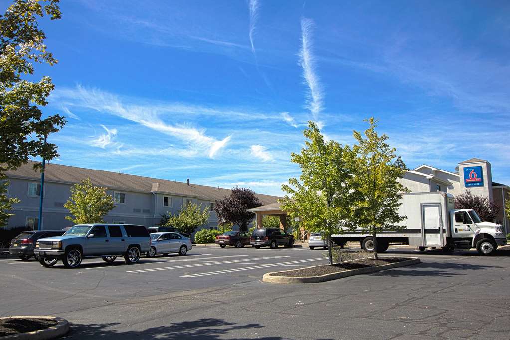 Motel 6 East Brunswick NJ - photo 3