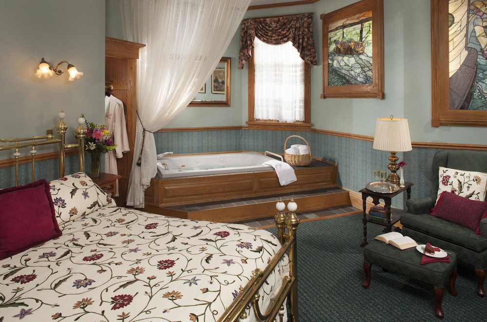 Old Rittenhouse Inn - photo 30