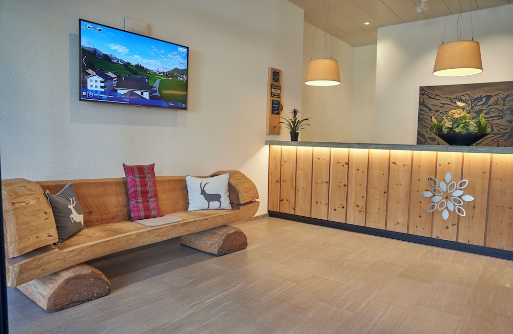 Pradas Resort Brigels — Breil — photo 3