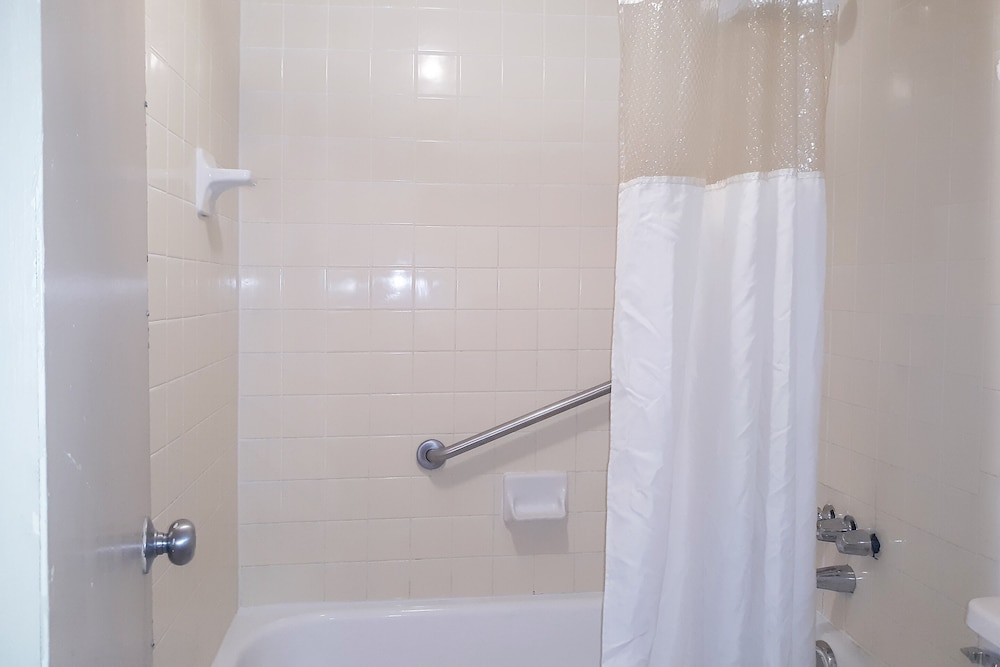 Hotel Candlelight by OYO Rooms - photo 25